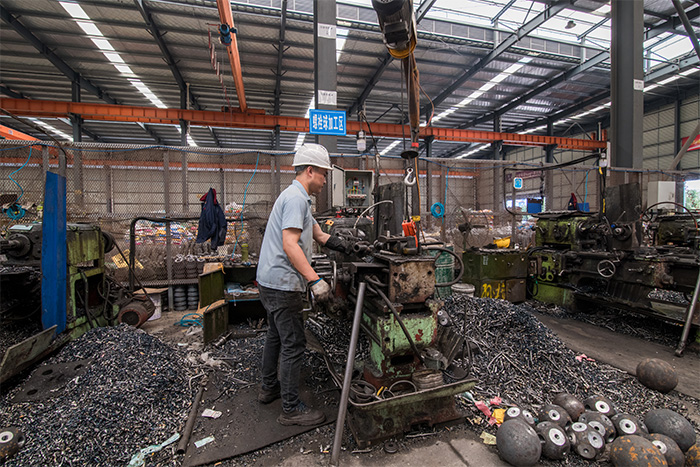 石狮网架配件-螺栓球加工车间